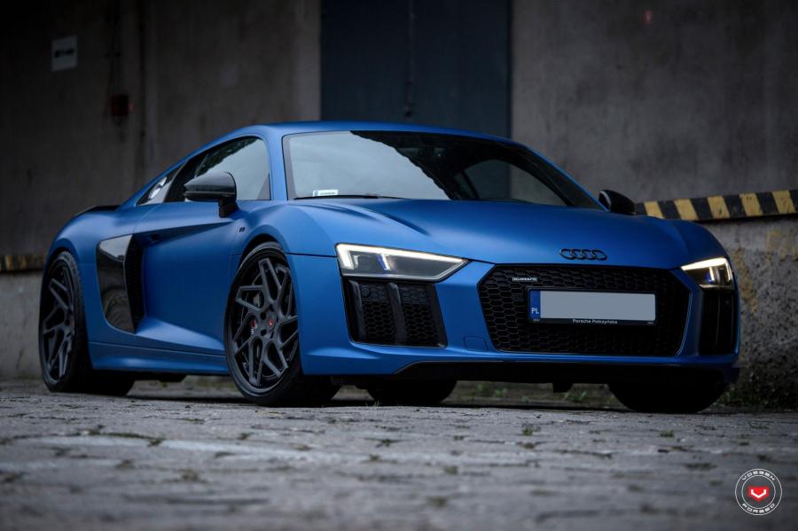  Audi R8 V10 on Vossen Wheels (CG-209T) 2018 года  (фото 31 из 33)